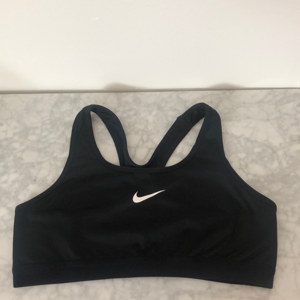 NIKE DRI - FIT Sportsbra in Black